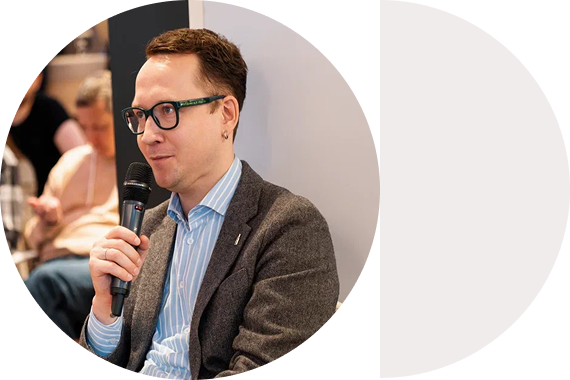 Постер карточки: Data Days